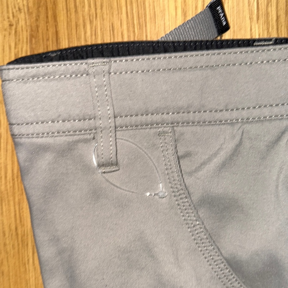 Prana size 36 36/08 nwot new Men's Light Gray Cargo Shorts - Picture 8 of 8